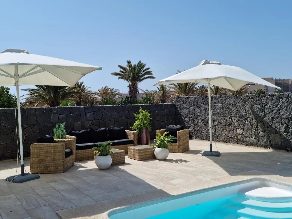 Casa Volcanes Costa Teguise Holiday home